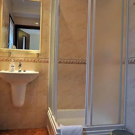 Boho I Restauracja فندق 2*