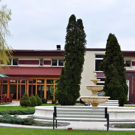 فندق Boho I Restauracja