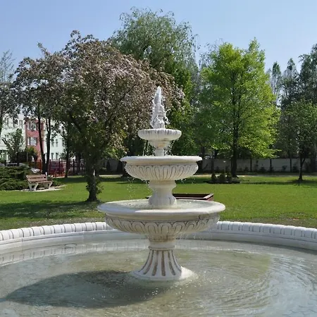 Boho I Restauracja أوستروف فيلكابورسكي