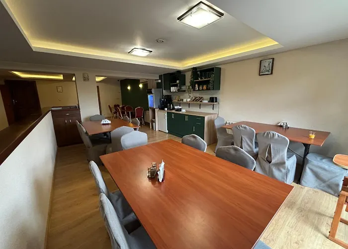 Boho Hotel I Restauracja 2*